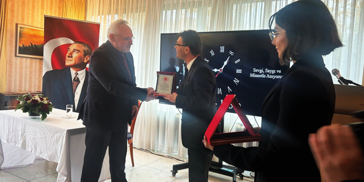 Münih Başkonsolosluğu’ndan 10 Kasım Töreni!