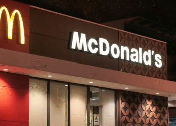 Kassel’deki McDonald’s Şubesinde Dehşet Veren Karışıklık!