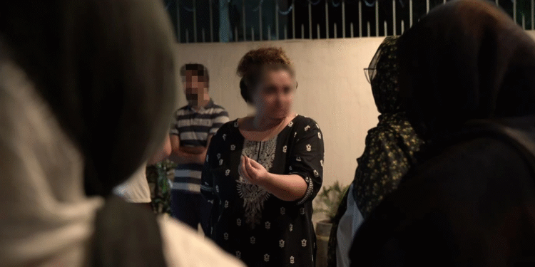 Almanya’dan Pakistan’da Mahsur Kalan Afganlara Nakit Teklif!