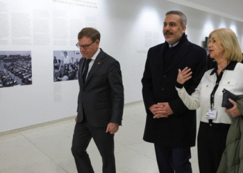 Dışişleri Bakanı Hakan Fidan, Almanya Ziyareti Kapsamında Federal Meclis Binasını Ziyaret Etti!