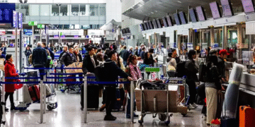 Berlin Havalimanı’nda Dron Paniği!