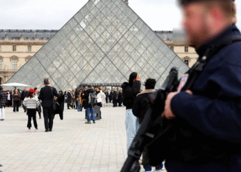 Almanya’dan Pakistan’da Mahsur Kalan Afganlara Nakit Teklif!