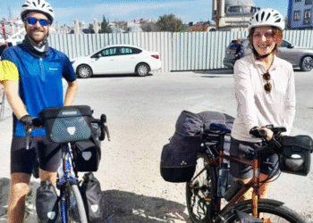 Alman Çift Bisikletle 10 Ülke Geçti, Konya’da Mola Verdi!