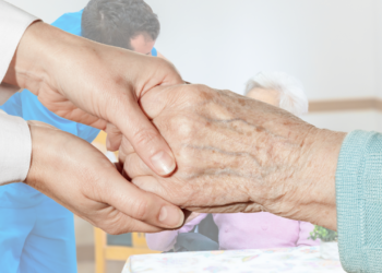 Almanya’daki Türk Toplumunda Huzurevlerine Bakış Değişiyor
